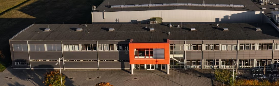 Fabrica din Brașov care își extinde producția. A închiriat o hală de 2.000 de metri pătrați într-un parc industrial