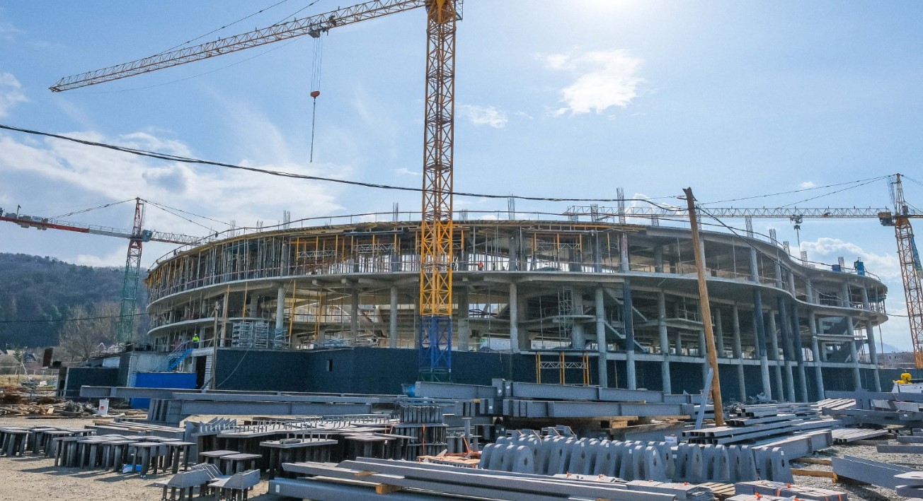 Lucrările la Sala Polivalentă din Brașov avansează rapid