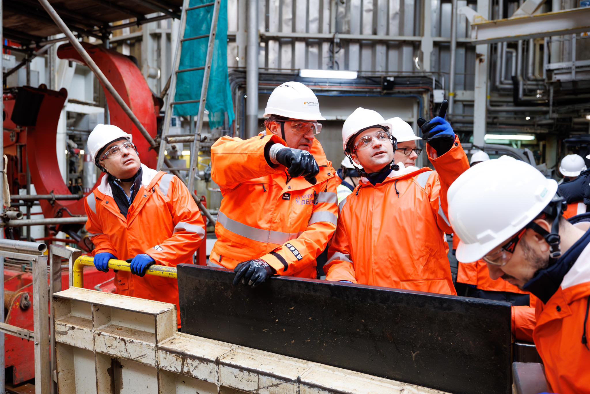 România începe exploatarea gazelor din Neptun Deep: Proiect strategic pentru securitatea energetică