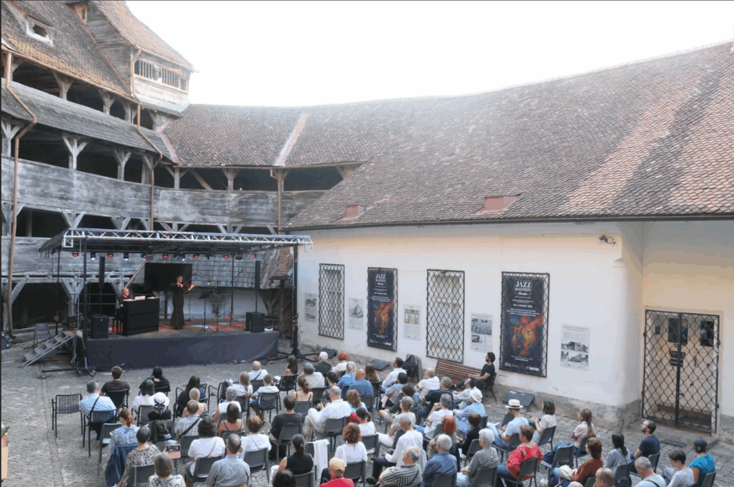 Tradiții în armonie: Seri de muzică românească la Brașov