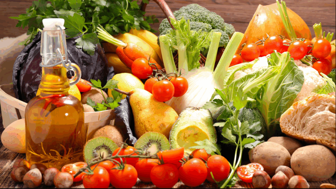 Posibile scumpiri pentru, lapte, brânza, iaurt, pâine, ouă, făină, ulei, carne de pui și porc, dar și legume și fructe de sezon.