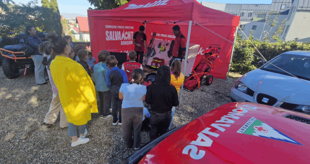 Vizită plină de entuziasm la sediul Salvamont Brașov
