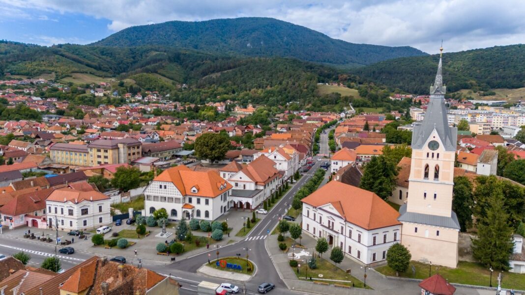 „CODLEA – PROIECTE, PROGRES, PERSPECTIV”.Prima ediție a dezbaterii publice dedicate dezvoltării municipiului