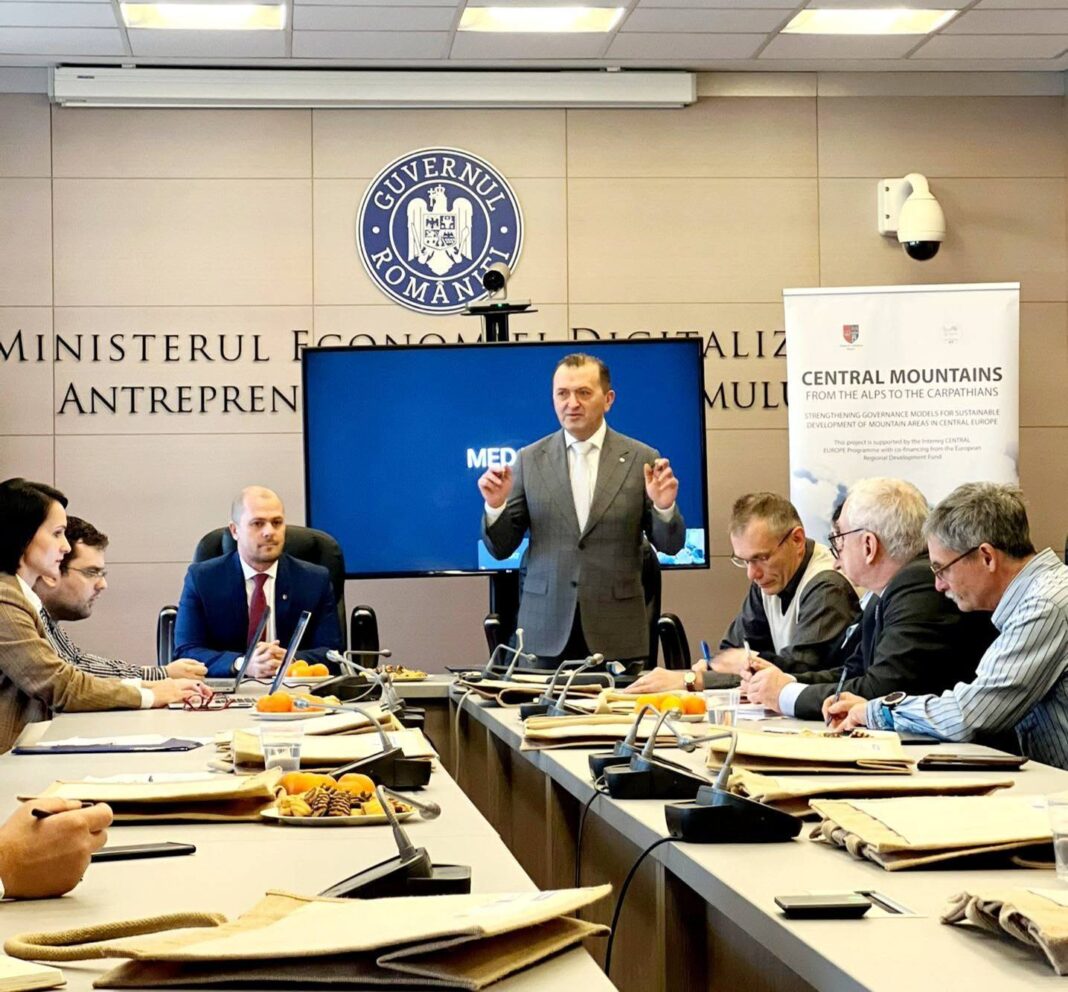 Adrian Iatan, vicepreşedintele Consiliului Judeţean Braşov, a fost prezent la întâlnirea National Tourism Task Force, pentru revitalizarea Platformei Comune pentru Turism Durabil.