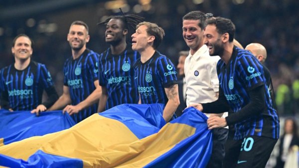 Cristian Chivu, cel mai bun antrenor din Serie A