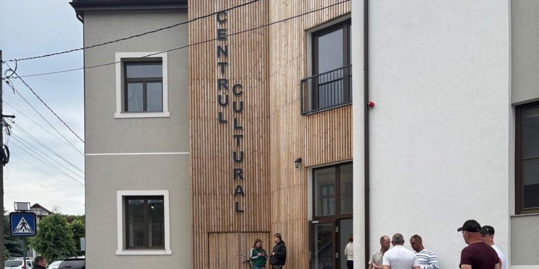 Centrul Cultural Ocna Sibiului: O Bijuterie Arhitecturală