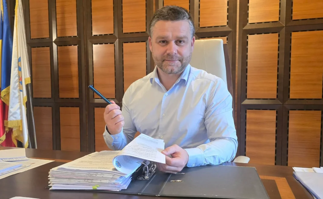 Ciprian Ciucu renunță la funcția de prim-vicepreședinte