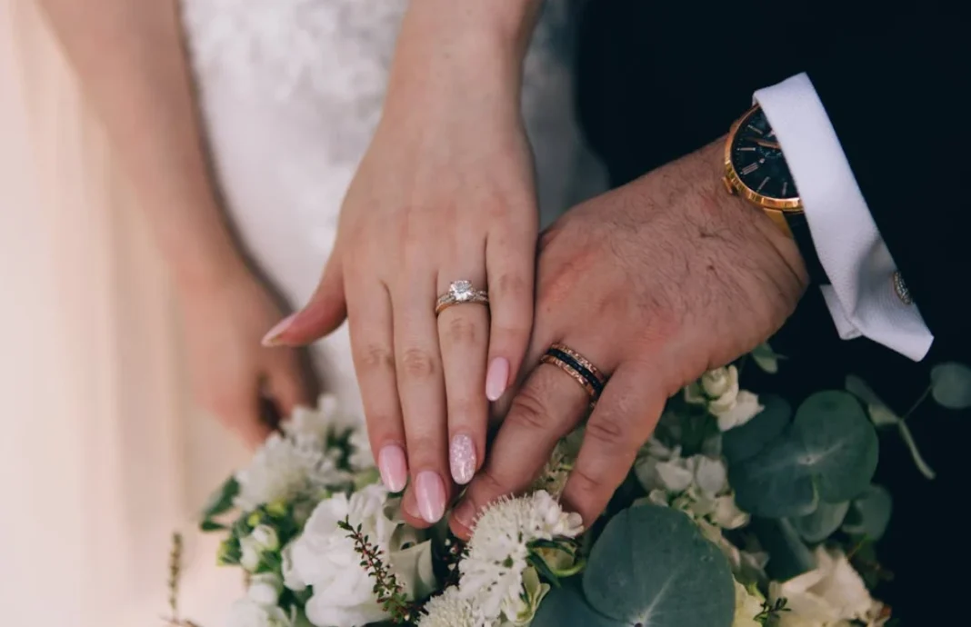 Criza familiei: căsătorii în scădere, divorțuri în creștere