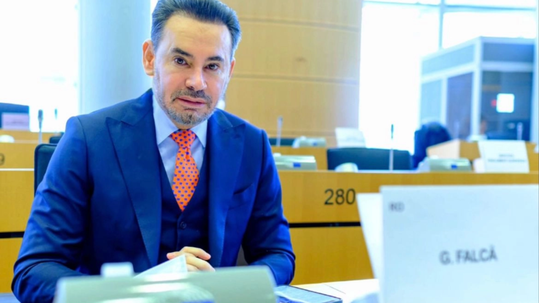 Gheorghe Falcă Anunță Excluderea lui Adrian Veștea
