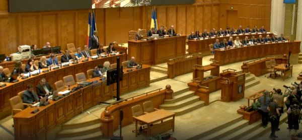 Guvernul lui Adrian Veștea, fără vot de încredere