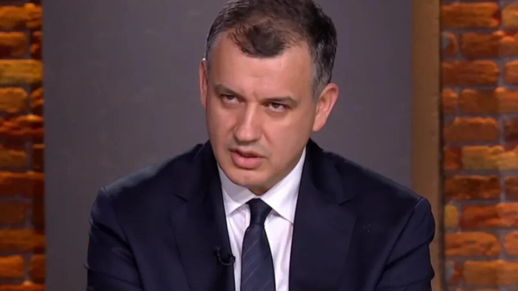 Intervenție Prezidențială: Salvararea Guvernului Bolojan