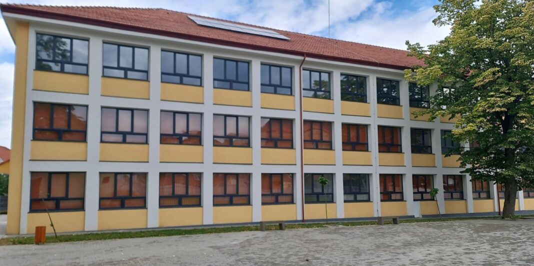 Investiții europene pentru educație și patrimoniu