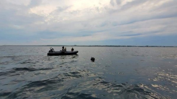 Mina marina descoperita pe plaja romanesti