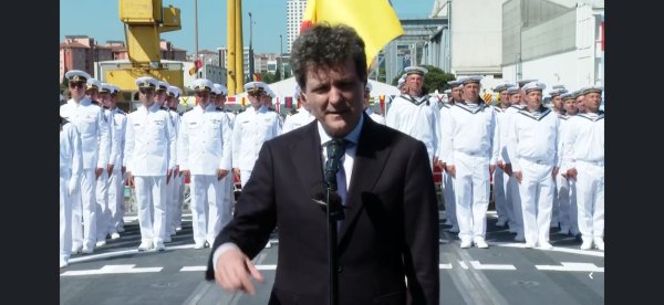 Nicușor Dan și Recep Erdogan la ceremonia corvetei