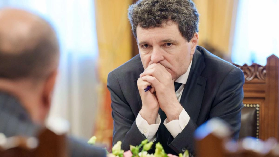 Blocaj total la conducerea statului: Parlamentul amână sesiunea extraordinară, formarea Guvernului se mută spre toamnă (surse)