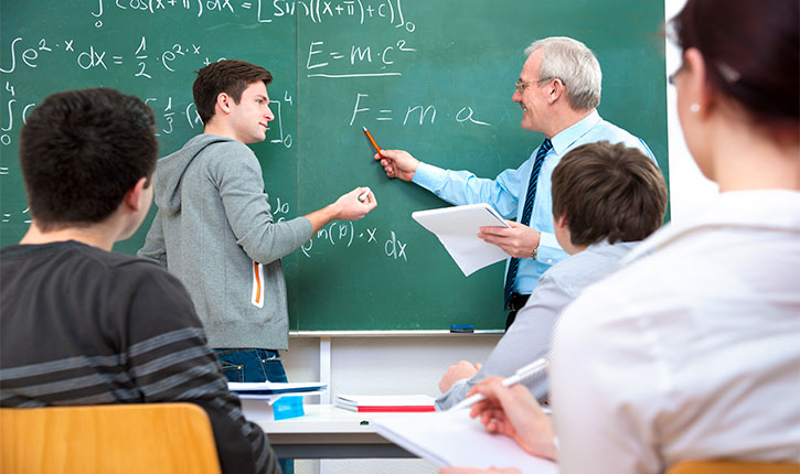 Examen crucial pentru profesorii din Brașov: Peste 1.400 de candidați la Titularizare