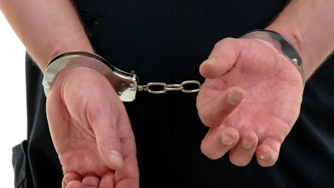 Fată de 11 ani, victima unui atac și sechestrare în toaleta unei benzinării din Brașov