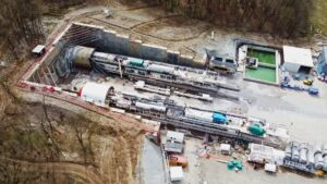 Guvernul dezbate finanțarea căii ferate Brașov – Sighișoara și alte proiecte importante