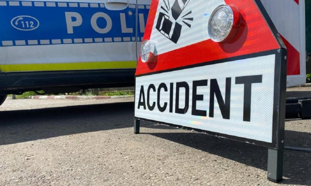 Motociclist rănit pe DN1 lângă Viștea: Șoferul unui autoturism nu a respectat prioritatea