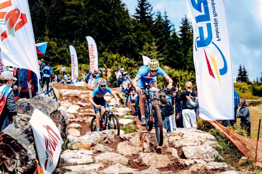 România găzduiește Campionatul European de MTB pentru Tineret la Cheile Grădiștei