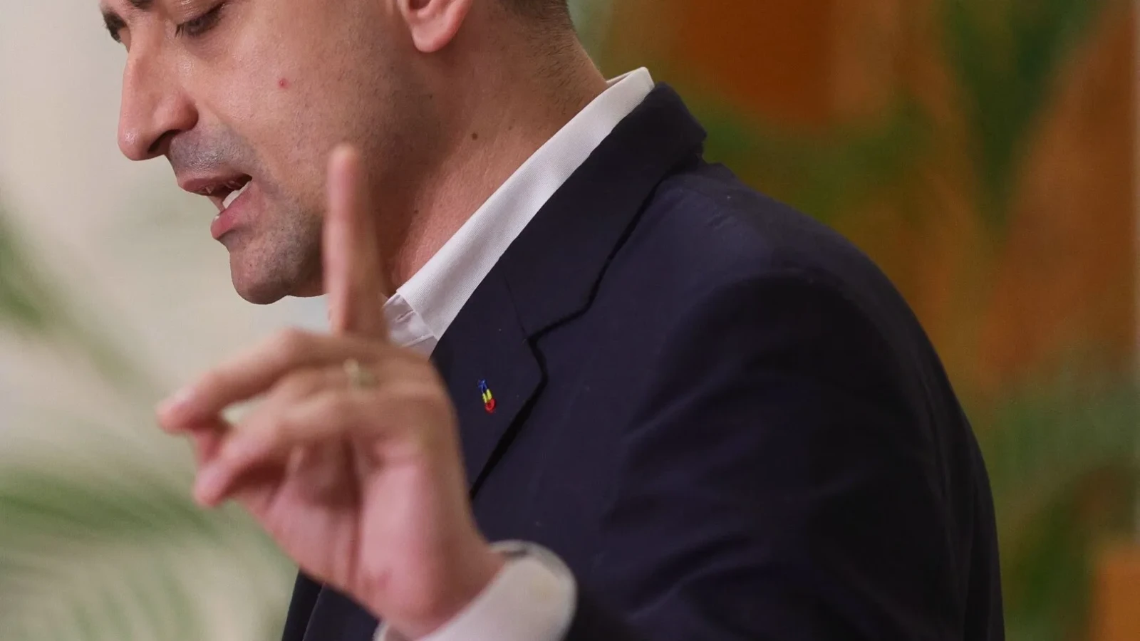 Simion confirmă întâlnirile cu Bolojan: dialog politic important