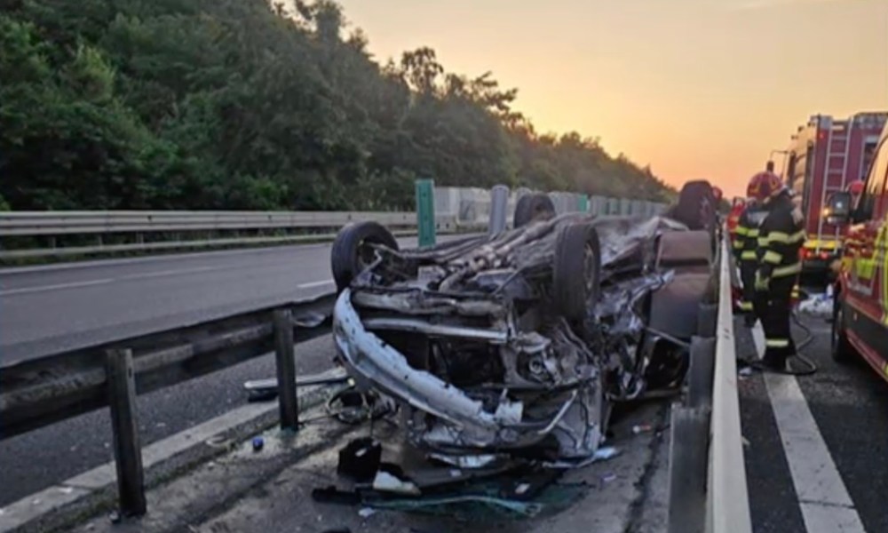 Tragedie pe Autostrada A1: Fetiță de 5 ani decedată într-un accident grav