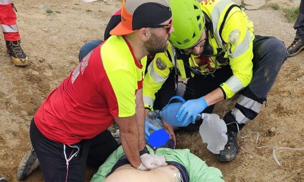 Tragedie pe Vârful Caraiman: Un turist din București moare în urma unui stop cardio-respirator. Este al șaselea deces montan din acest an