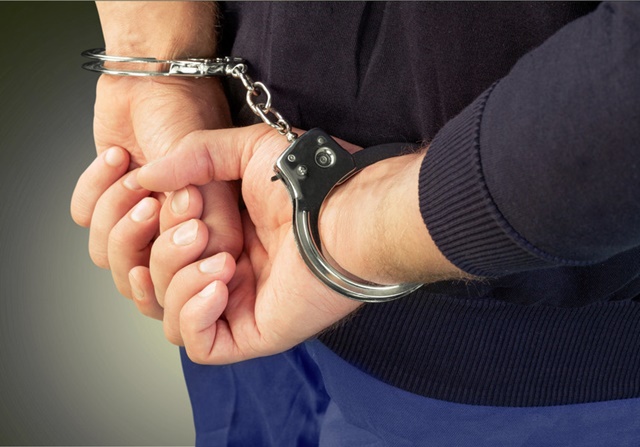 Un bărbat din Săcele, reținut pentru agresarea unui tânăr de 19 ani