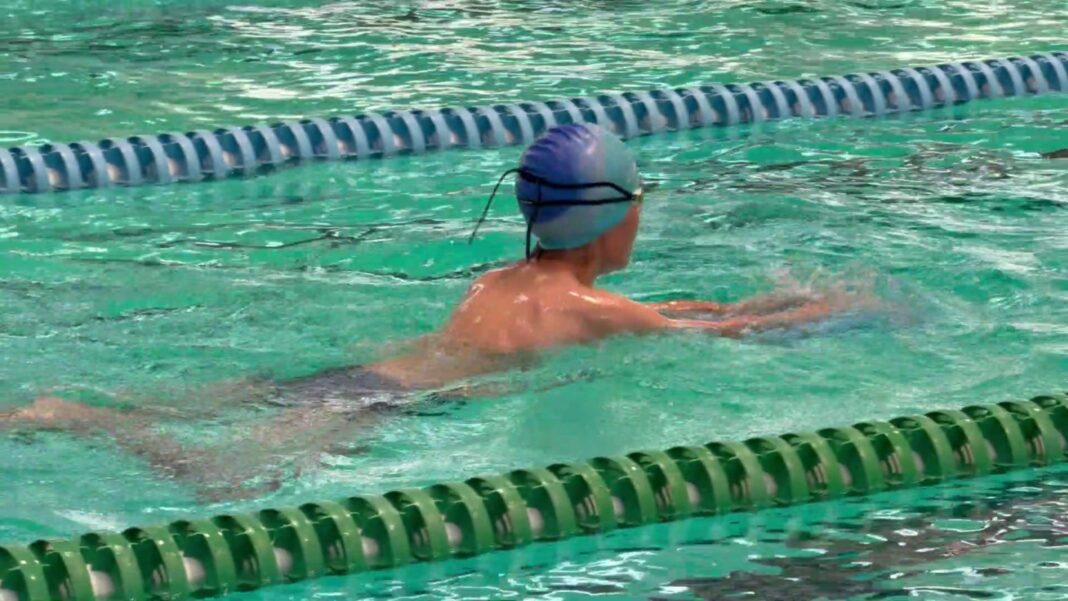 Ziua Națională a Înotului: Brașovul onorează campionii și mentorii înotului