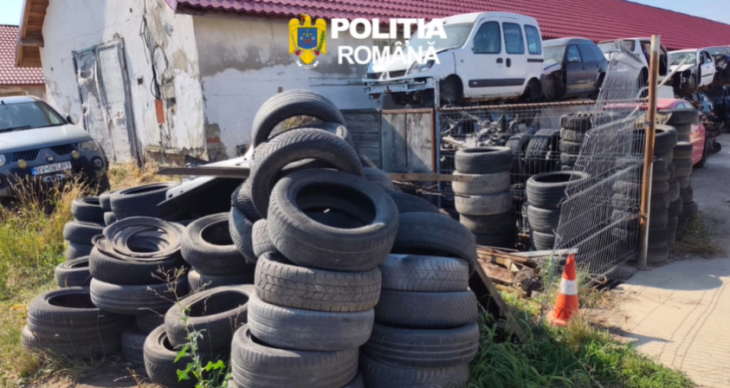 Activitate ilegală de dezmembrare auto descoperită la Râșnov: 75 de caroserii și 95 de tone de deșeuri găsite de polițiști