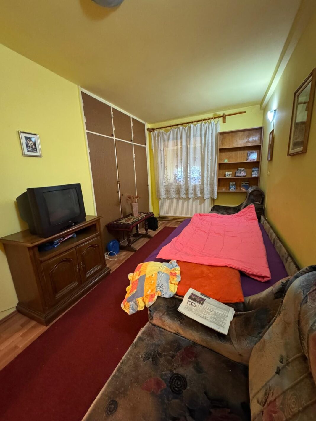Apartament cu Trei Camere de Vânzare în Poiana Brașov, la un Preț Atractiv