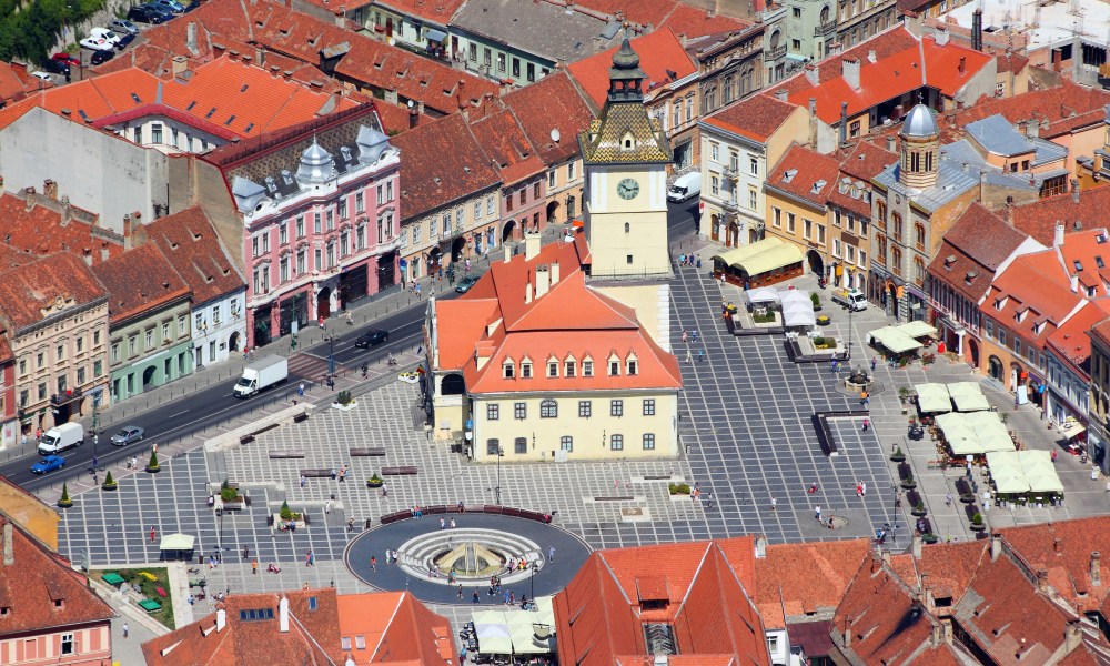 Cine este responsabil pentru mirosul din Brașov? Primăria solicită intervenția autorităților