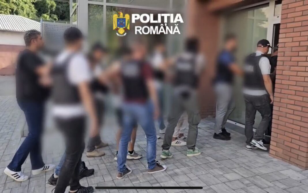 Conflictul dintre pacienți de la Maternitatea Brașov a escaladat într-o confruntare cu poliția
