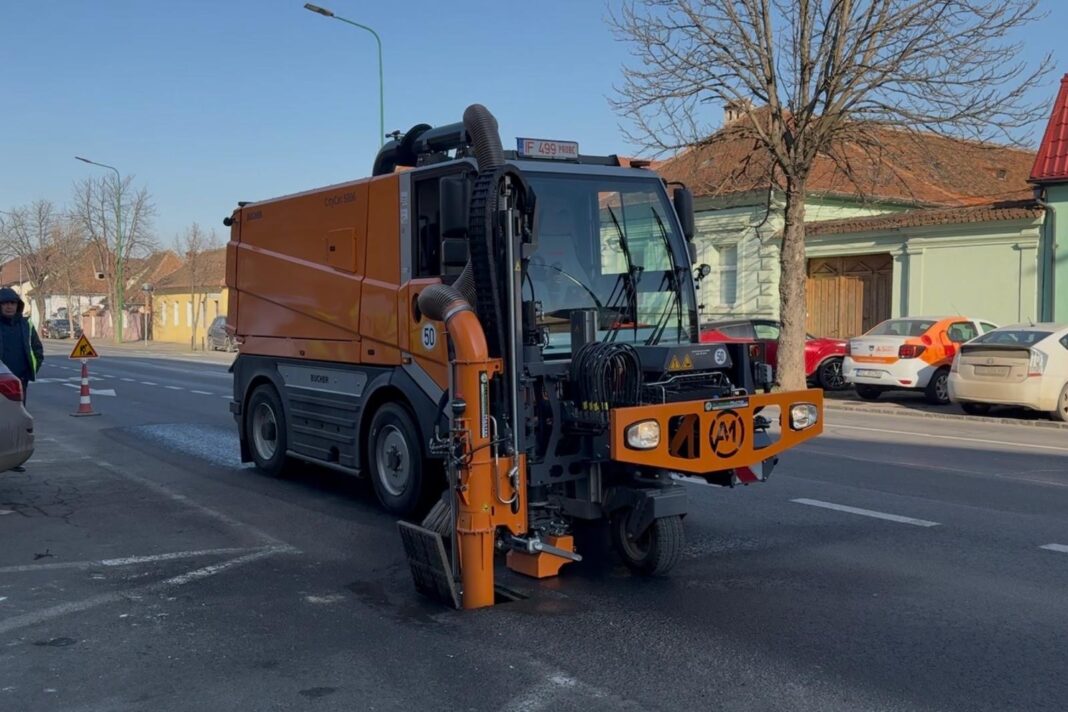 Curățarea săptămânală a gurilor de canalizare din Brașov: Intervențiile Companiei Apa
