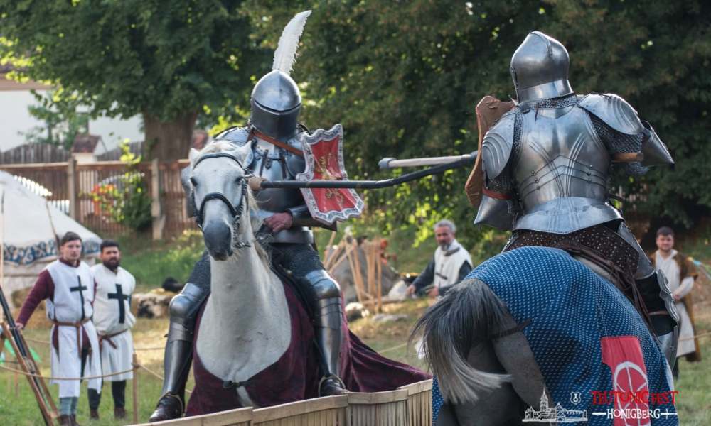 Festivalul Teutonic Fest 2026 la Cetatea Hărman: două zile de aventură medievală cu cavaleri și artizani