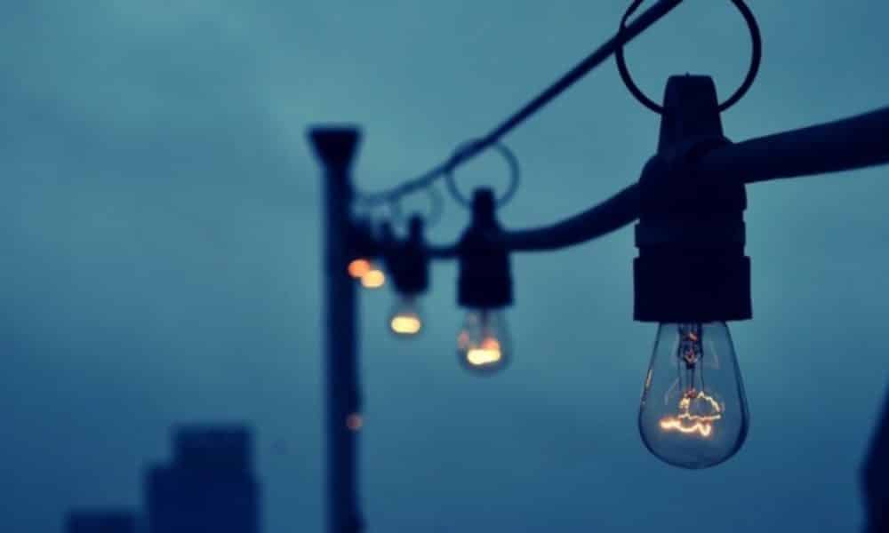 Guvernul României îndeamnă cetățenii să diminueze consumul de energie în contextul crizei energetice