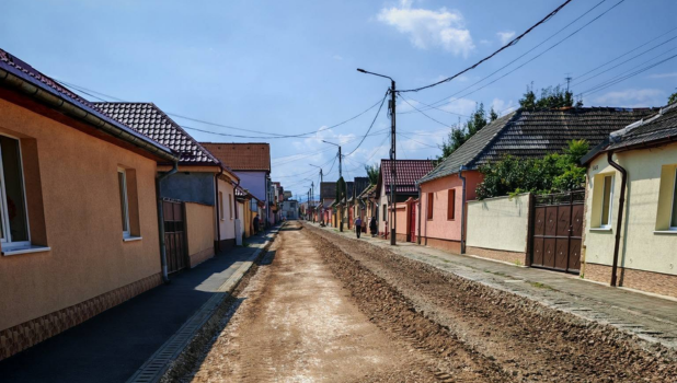 Lucrările avansează în Hărman: Frezare pe strada Viorelelor și alte șase străzi în proces de reparație