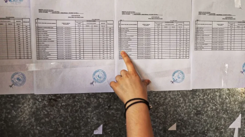 Metoda de admitere la liceu se modifică: Școlile vor putea organiza examene proprii pentru anumite locuri la clasa a IX-a