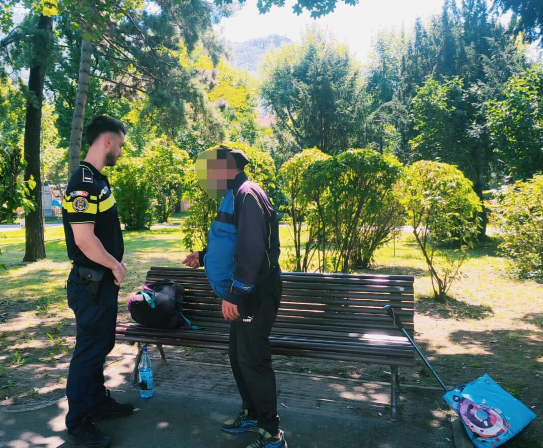 Polițiștii din Brașov efectuează controale surpriză în zonele istorice și civice ale orașului