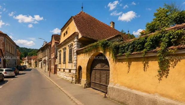 Proprietate istorică din Brașov, legată de familia Brâncoveanu, disponibilă pentru achiziție la 360.000 de euro