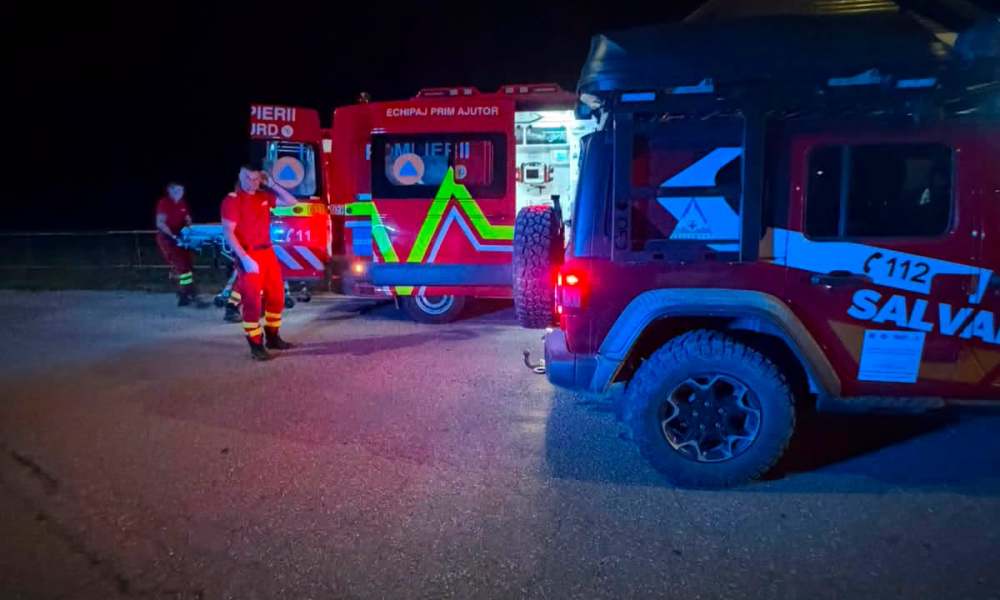 Salvamont Brașov, două intervenții simultane: accident de bicicletă în Ciucaș și mușcătură de câine în Făgăraș