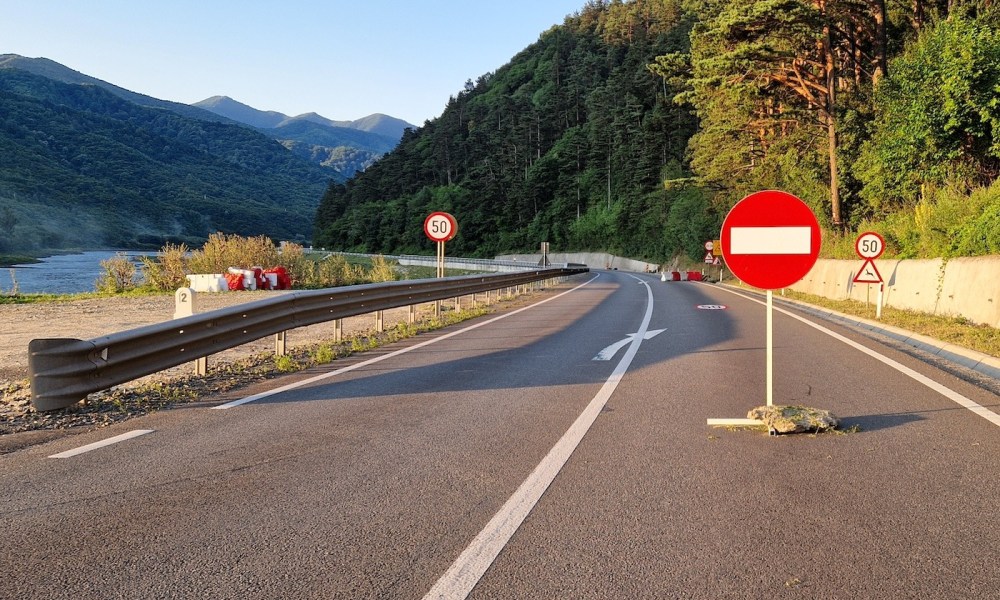 Traficul greu pe Valea Oltului, restricționat până la mijlocul lunii noiembrie
