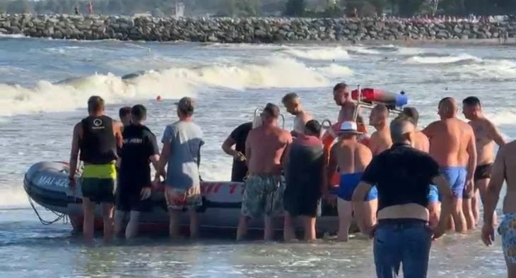 Tragedie la Olimp: Un tânăr de 17 ani găsit decedat în mare, o altă persoană încă lipsă