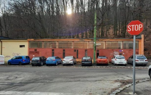 Transformarea unei centrale termice abandonate în centru sportiv: Brașovul beneficiază de fonduri europene pentru un proiect inovator în Răcădău