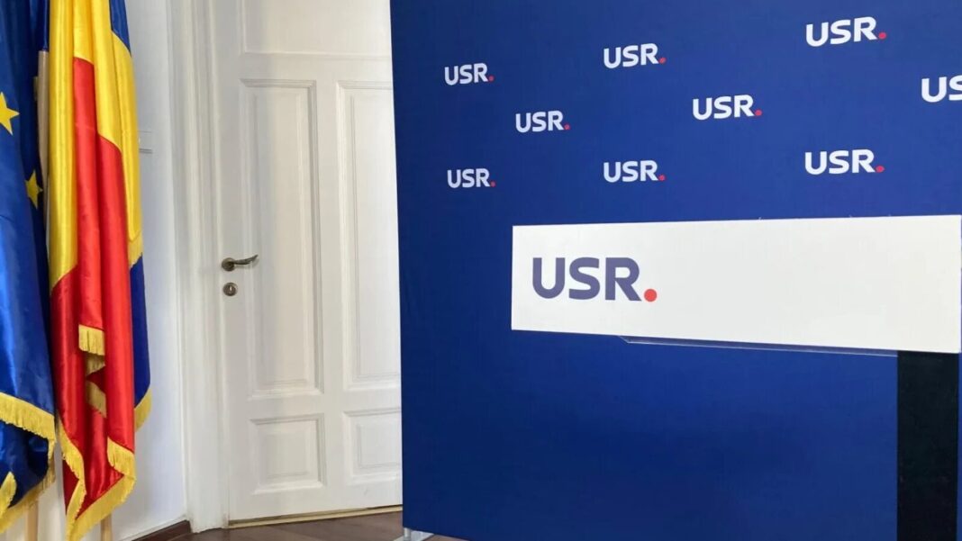 USR se mobilizează pentru a contesta la CCR decizia Parlamentului: „PSD a creat două Constituții”. Obiectivul: mandatele a mii de aleși locali