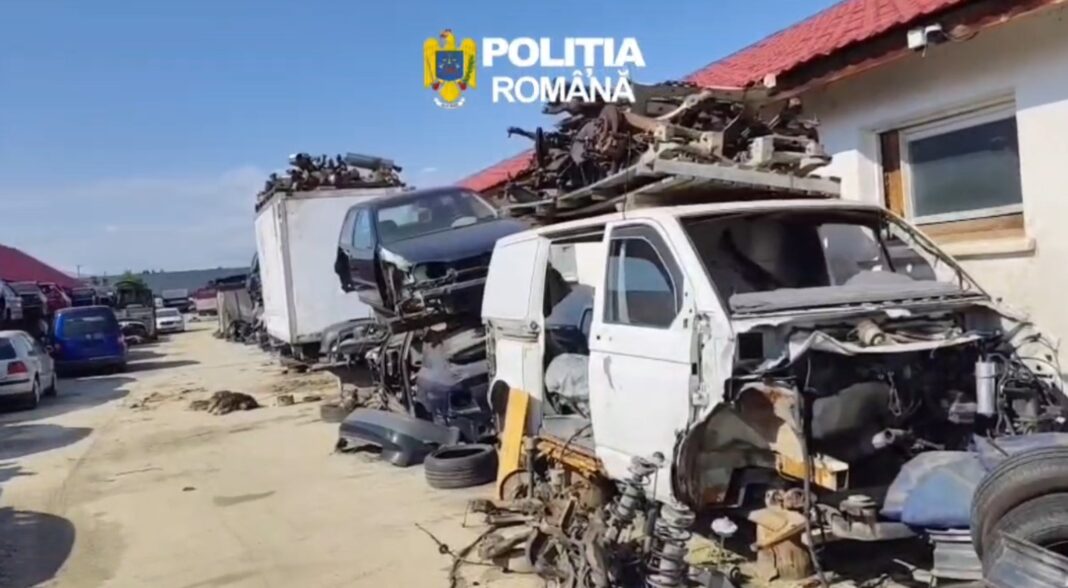 VIDEO Afacere ilegală cu piese auto în Râșnov: 95.000 kg de deșeuri și 200 litri de ulei uzat, confiscate