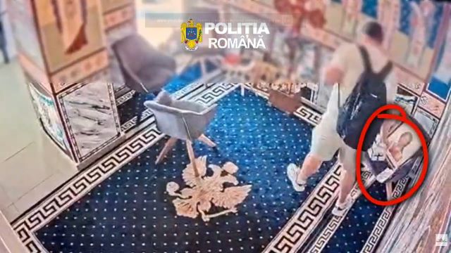 VIDEO: Bărbat surprins de polițiști în timp ce sustrăgea bani din cutia milei la Capela Aeroportului Ghimbav