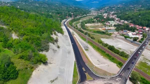 VIDEO Centura Comarnic, pregătită pentru inaugurare: Când se deschide noua porțiune de șosea dintre Brașov și București