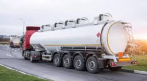 Zece persoane recunosc furtul a peste 12 tone de motorină de pe șantierul feroviar Brașov-Simeria și achită 80% din prejudiciu