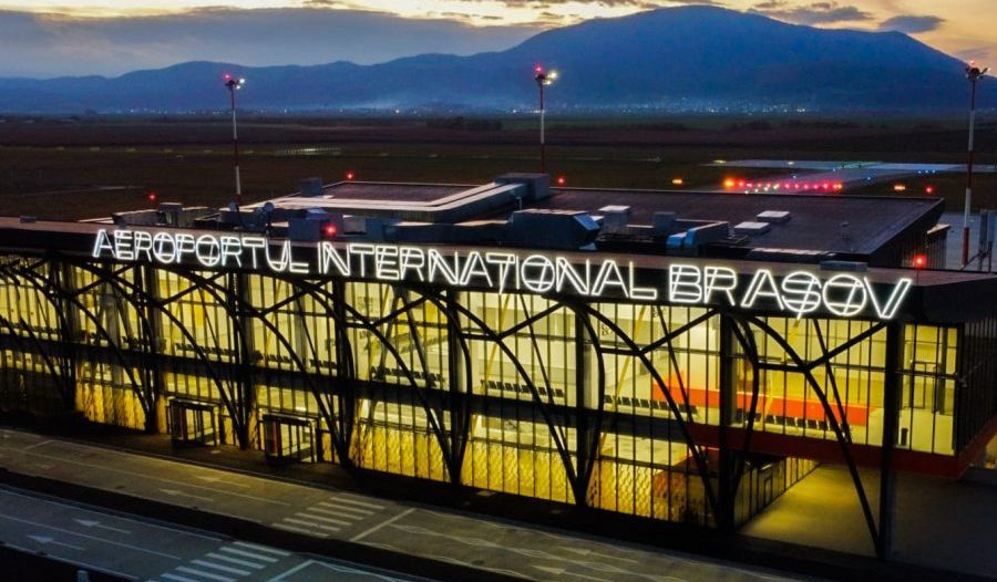 Aeroportul Brașov atinge un nou record în august: Aproape 70.000 de pasageri